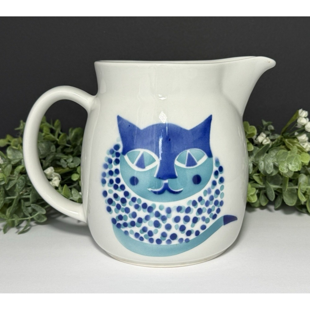 ARABIA FINLAND MCM Vintage Pottery Blue Cat Pitcher by Kaj Franck - 1.5 QT